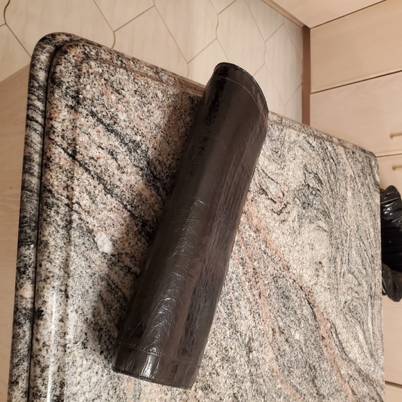 brand new Nancy Gonzalez  Gotham crocodile clutch - Picture 3 of 7